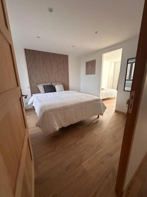 Au Petit Langres Logement Centre-Ville 外观 照片