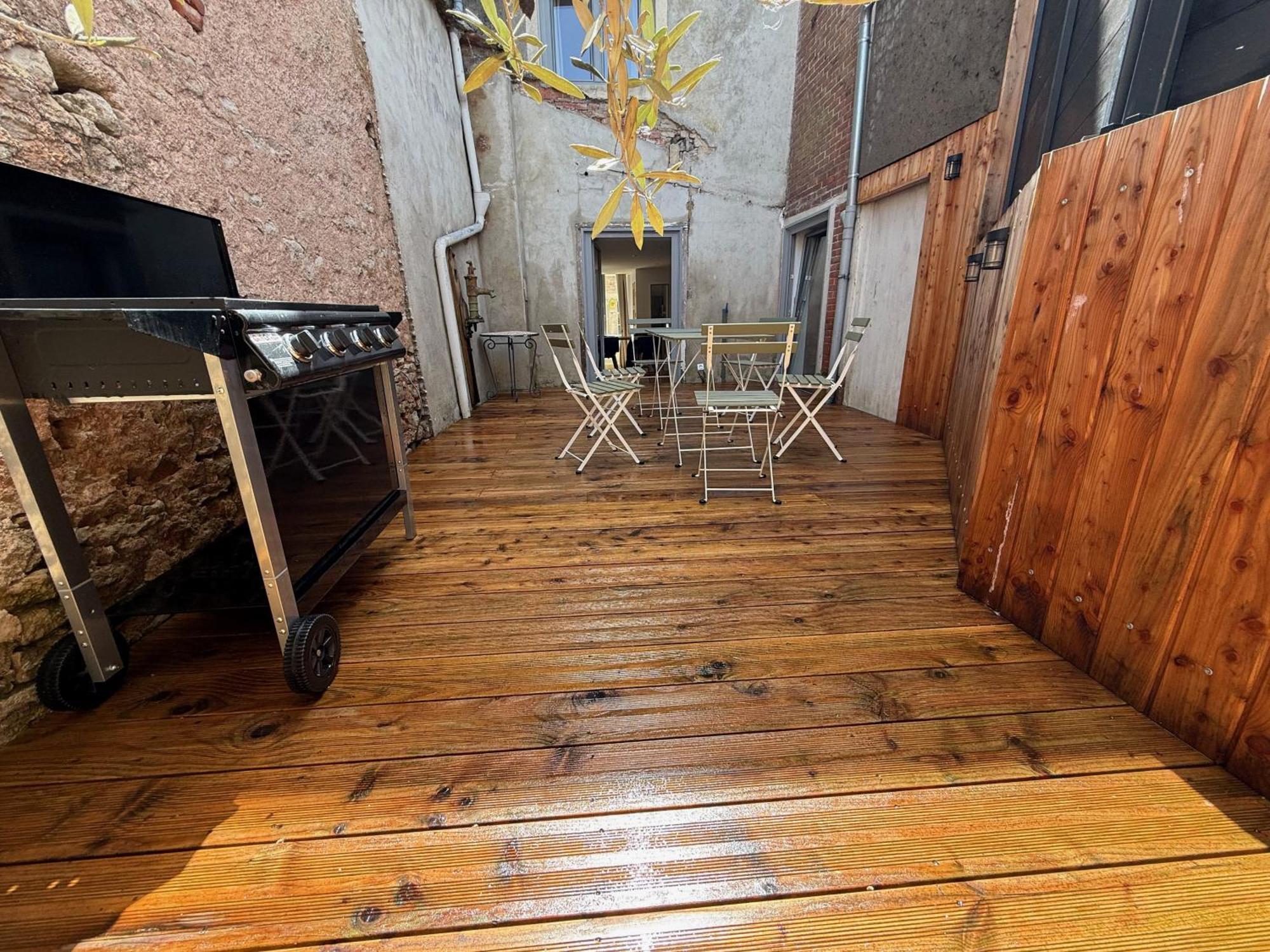 Au Petit Langres Logement Centre-Ville 外观 照片